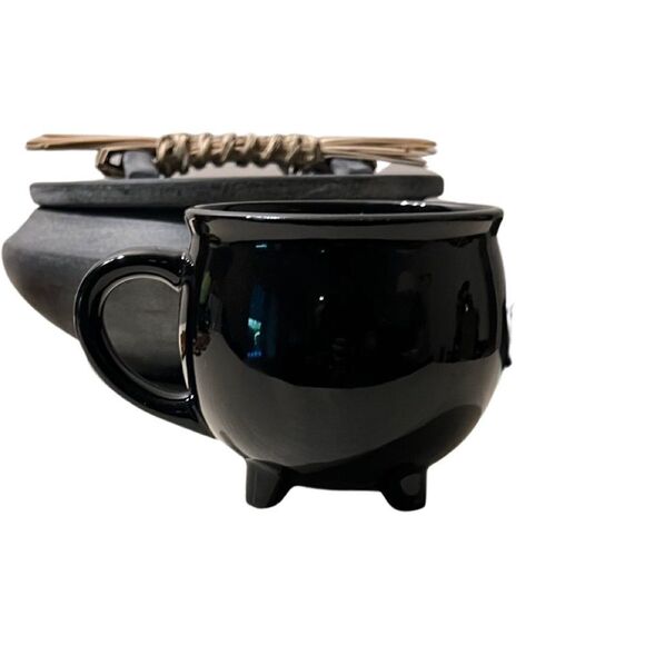 Threshold Stoneware Halloween Cauldron Mug​​ - Picture 5 of 8